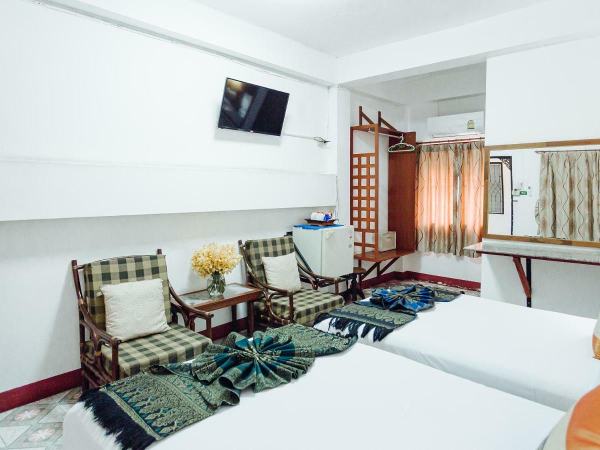 Rendezvous Oldtown Chiangmai Hotel Chiang Mai Exterior photo